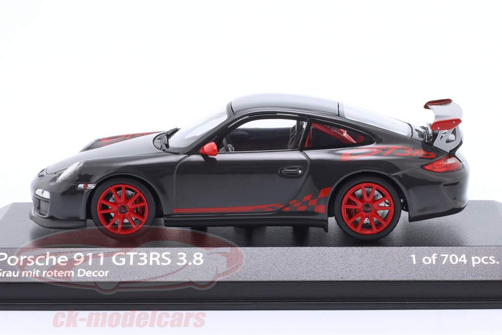 Porsche 911 (997.II) GT3 RS 3.8 Année de construction 2009 Gris avec rouge décor 1:43 Minichamps
