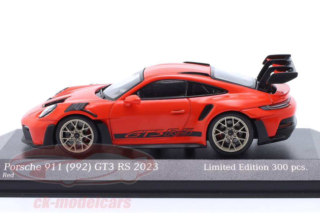 Porsche 911 (992) GT3 RS 2023 rojo / dorado llantas & decoración 1:43 Minichamps