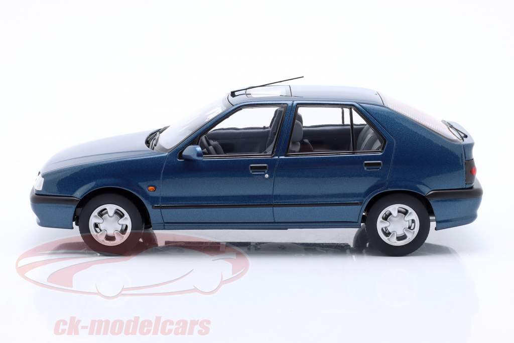 Renault 19 Anno di costruzione 1994 laguna blu metallico 1:18 Triple9