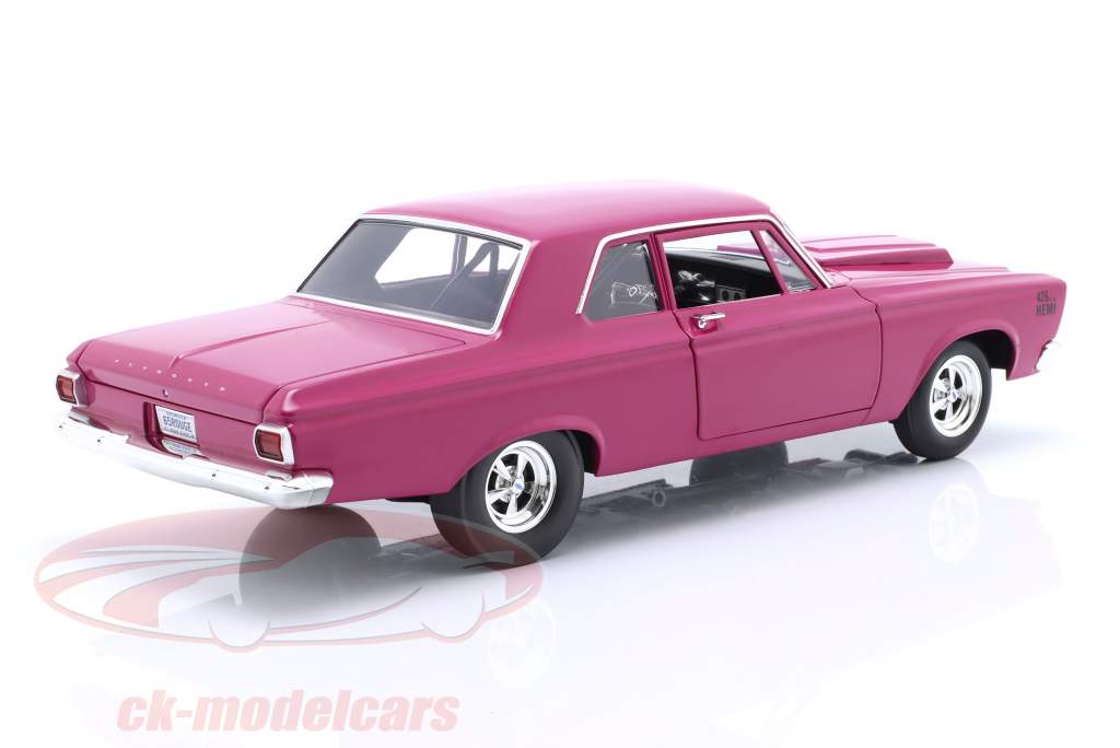 Plymouth AWB "Moulin Rouge" year 1965 pink / purple 1:18 GMP