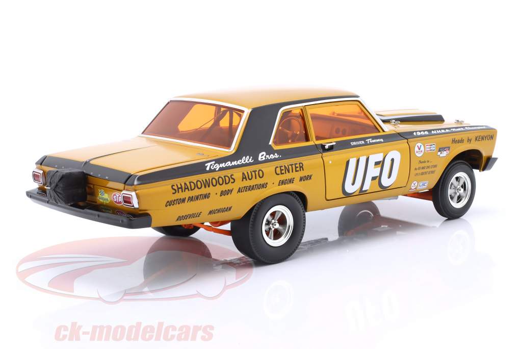 Plymouth AWB "UFO" 建设年份 1965 黑色的 / 金子 1:18 GMP