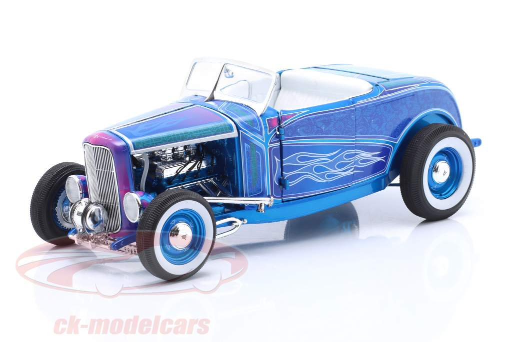 Ford Roadster "Blue Flame" Bouwjaar 1932 blauw 1:18 GMP