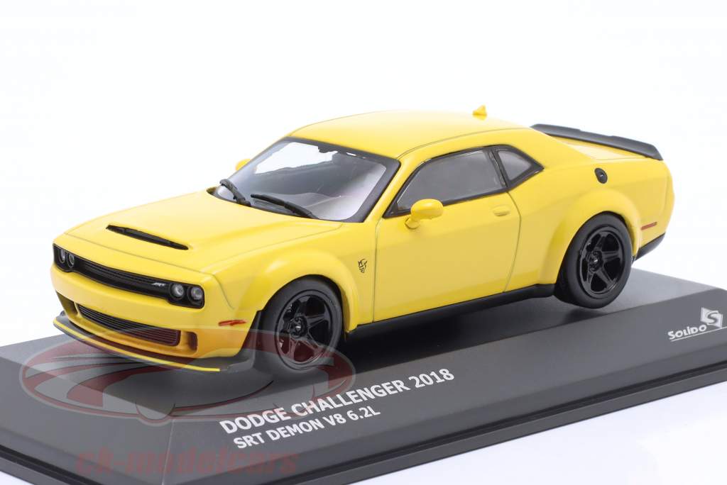 Dodge Challenger SRT Demon V8 6.2L year 2018 yellow 1:43 Solido