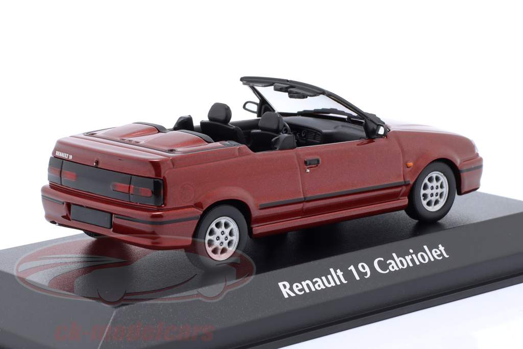 Renault 19 Cabriolet Anno di costruzione 1991 rosso metallico 1:43 Minichamps
