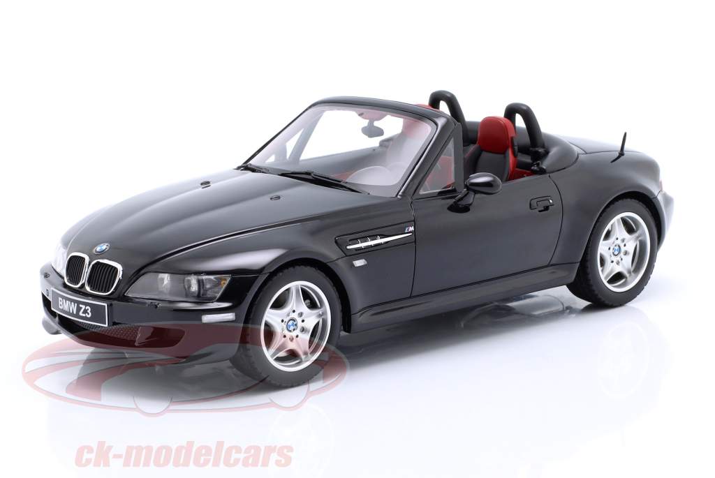 BMW Z3 M Roadster Ano de construção 1999 cosmos negro 1:18 OttOmobile