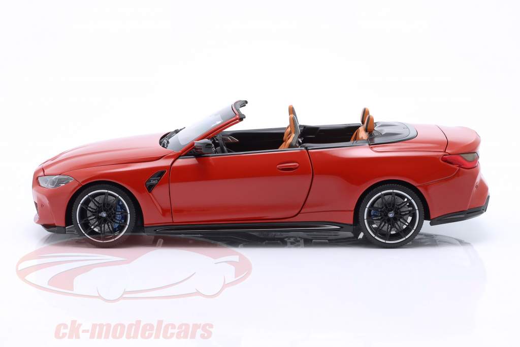 BMW M4 Cabriolet (G83) Baujahr 2021 rot metallic 1:18 Minichamps