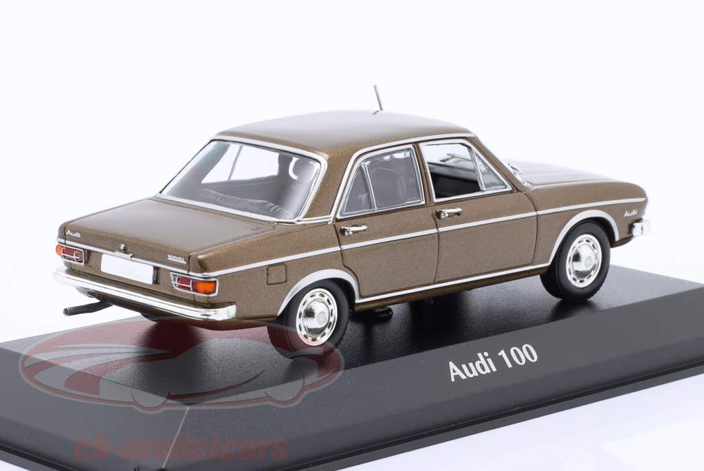 Audi 100 Année de construction 1969 brun métallique 1:43 Minichamps