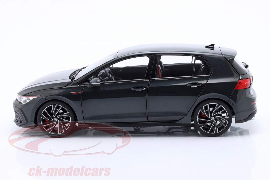 Volkswagen VW Golf VIII GTi Année de construction 2021 noir métallique 1:18 Norev