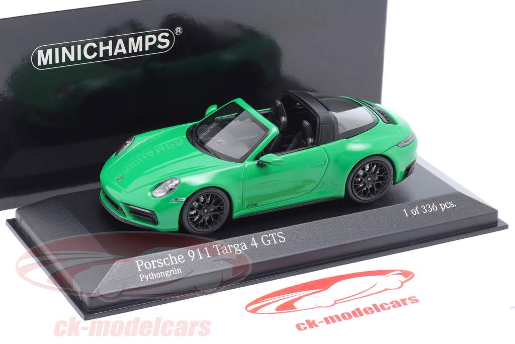 Porsche 911 (992) Targa 4 GTS Año de construcción 2022 pitón verde 1:43 Minichamps