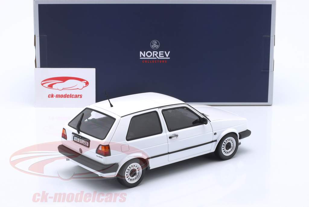 Volkswagen VW Golf II CL Byggeår 1988 hvid 1:18 Norev