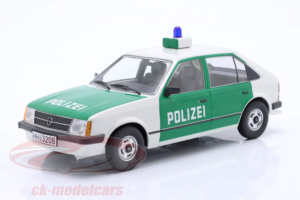Opel Kadett D Polizei Deutschland 1984 grün / weiß 1:18 Triple9