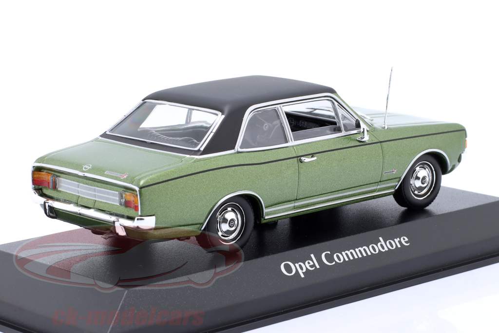 Opel Commodore A Année de construction 1970 vert métallique / noir 1:43 Minichamps