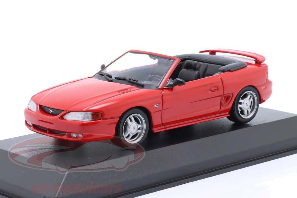 Ford Mustang Cabriolet year 1994 red 1:43 Minichamps
