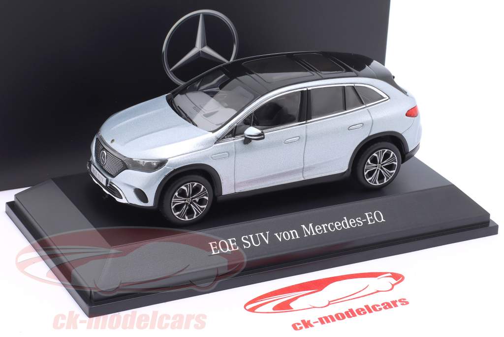 Mercedes-Benz EQE SUV (X294) Ano de construção 2023 prata de alta tecnologia 1:43 Spark