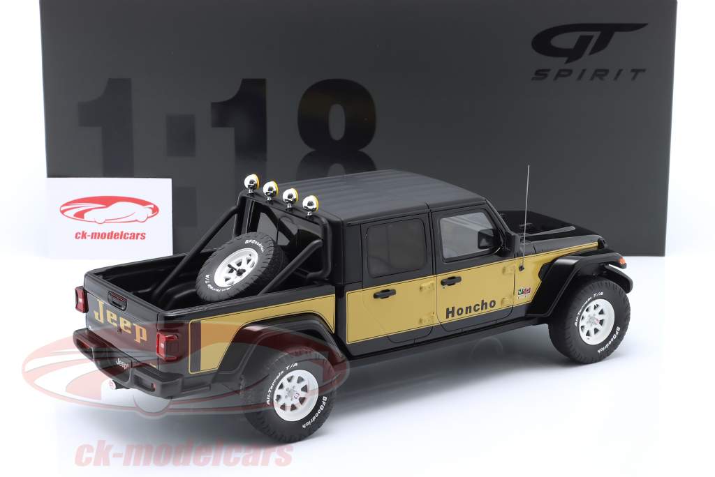 Jeep Gladiator Honcho year 2020 black / golden yellow 1:18 GT-Spirit