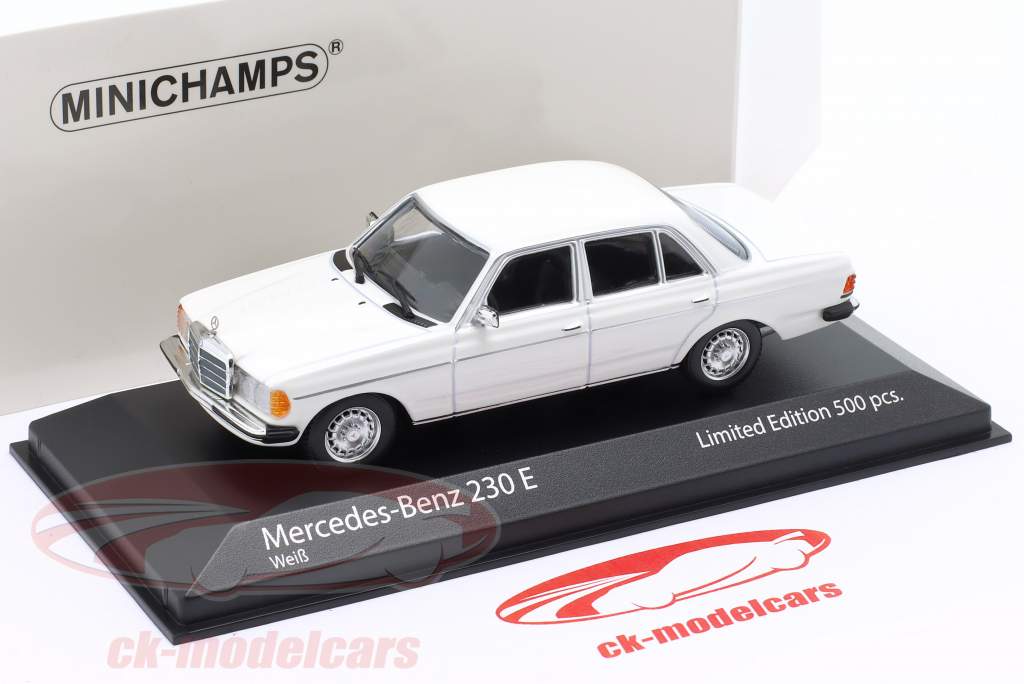 Mercedes-Benz 230E (W123) Anno di costruzione 1982 bianco 1:43 Minichamps