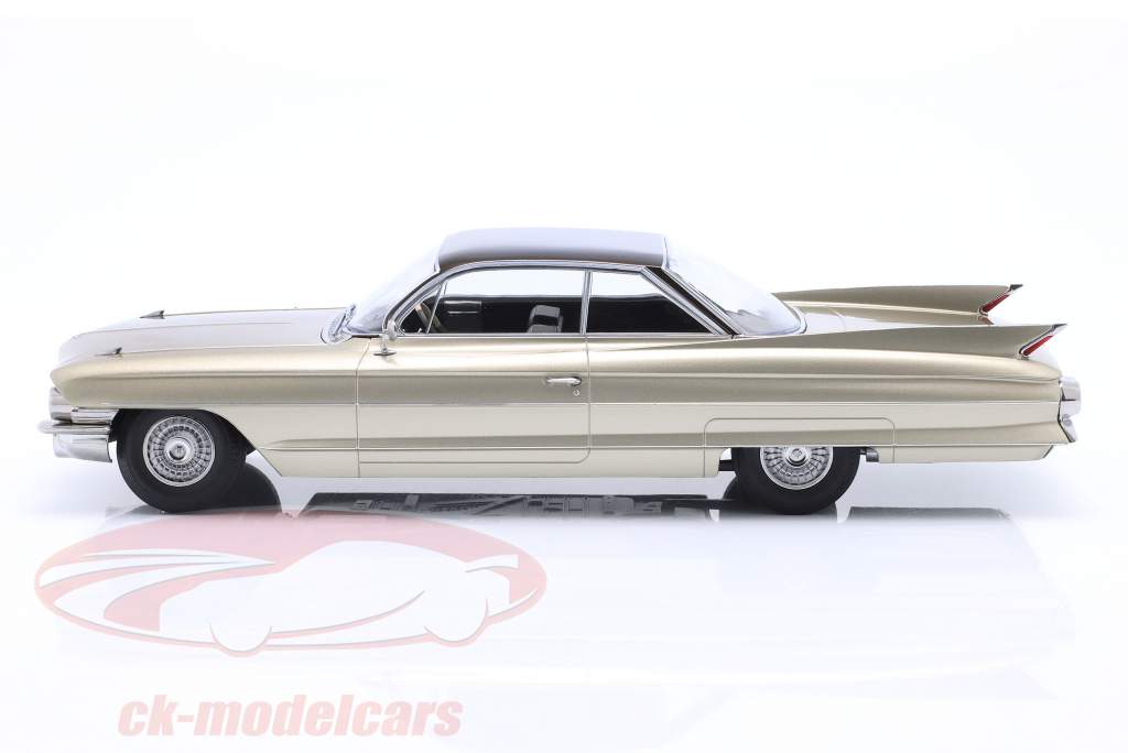 Cadillac Series 62 Coupe DeVille 建设年份 1961 浅褐色的 金属的 1:18 KK-Scale
