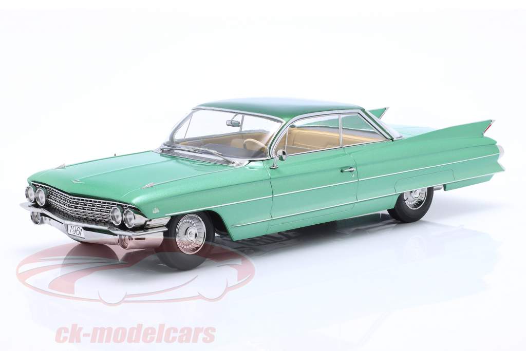 Cadillac Series 62 Coupe DeVille Anno di costruzione 1961 verde metallico 1:18 KK-Scale
