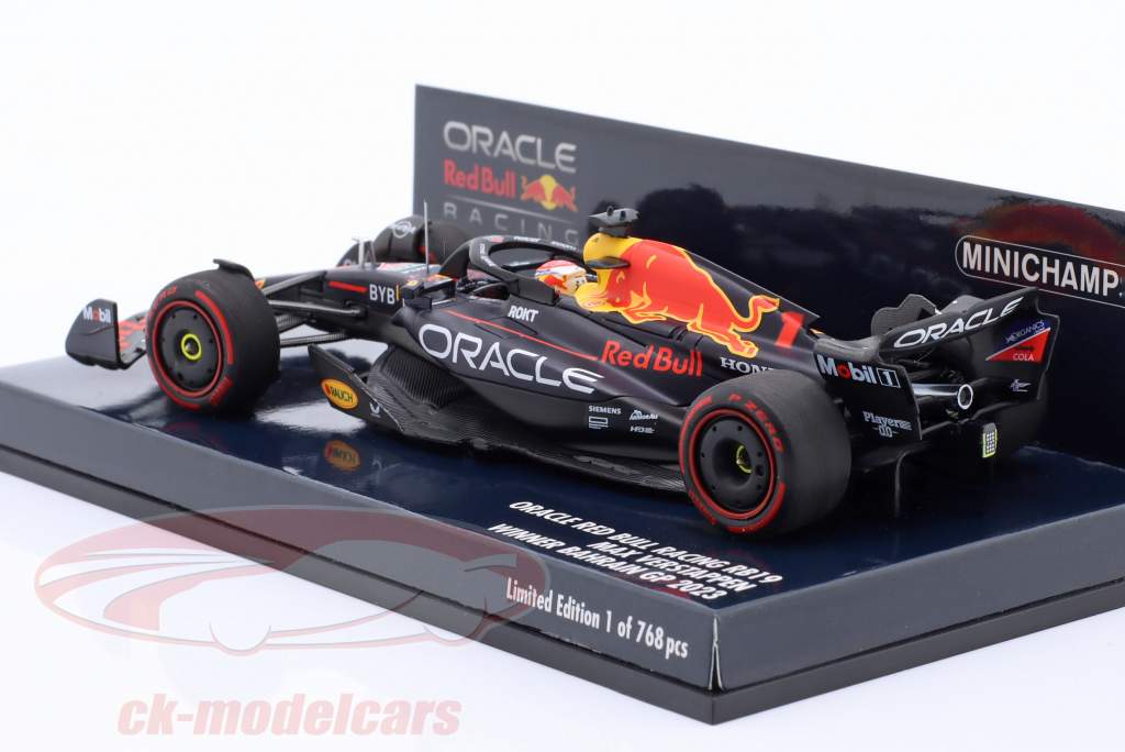 M. Verstappen Red Bull RB19 #1 gagnant Bahreïn GP formule 1 Champion du monde 2023 1:43 Minichamps
