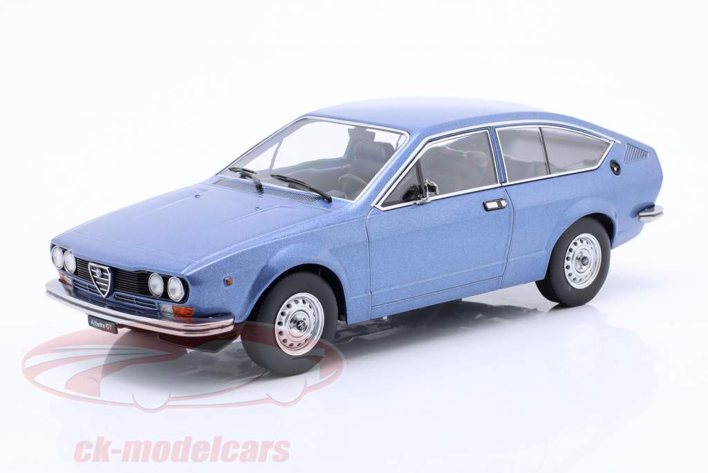 Alfa Romeo Alfetta GT 1.6 Byggeår 1976 blå metallisk 1:18 KK-Scale