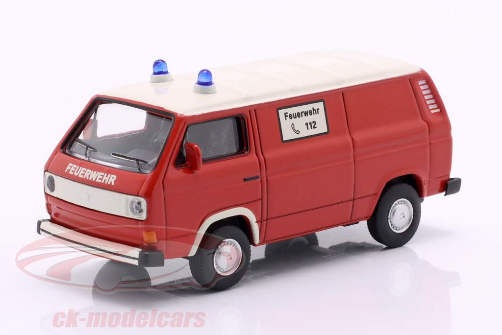 Volkswagen VW T3 消防署 1979 赤 / 白 1:64 Schuco