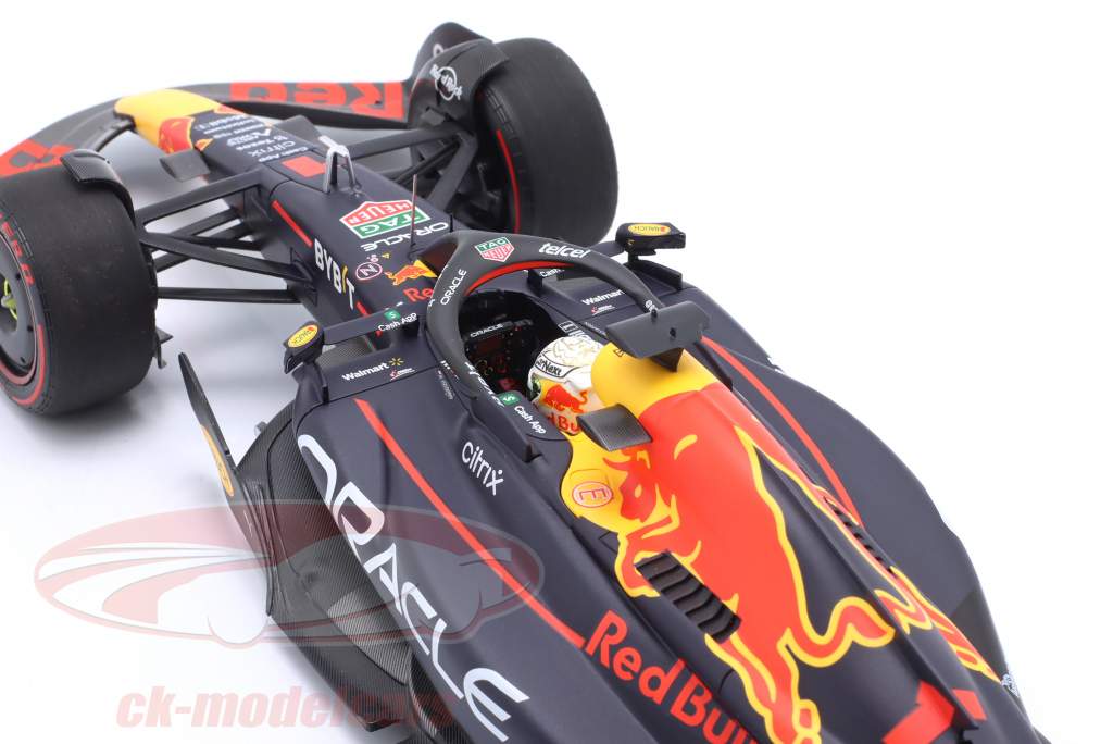 Max Verstappen Red Bull RB18 #1 优胜者 匈牙利 GP 公式 1 世界冠军 2022 1:18 Minichamps