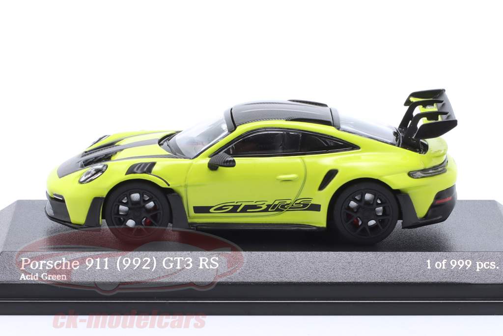 Porsche 911 (992) GT3 RS Bouwjaar 2022 acid groente 1:64 Minichamps / Tarmac Works