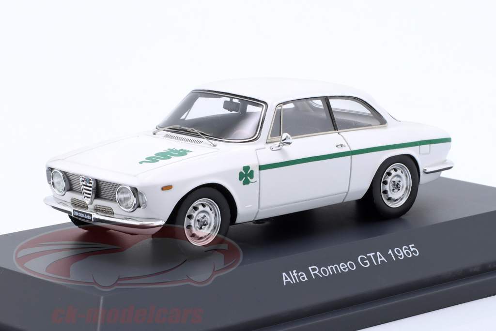 Alfa Romeo Giulia Sprint GTA Año de construcción 1965 blanco 1:43 Schuco