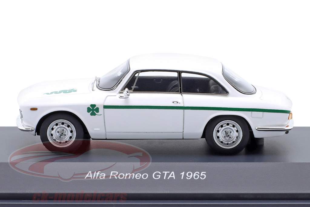 Alfa Romeo Giulia Sprint GTA Año de construcción 1965 blanco 1:43 Schuco
