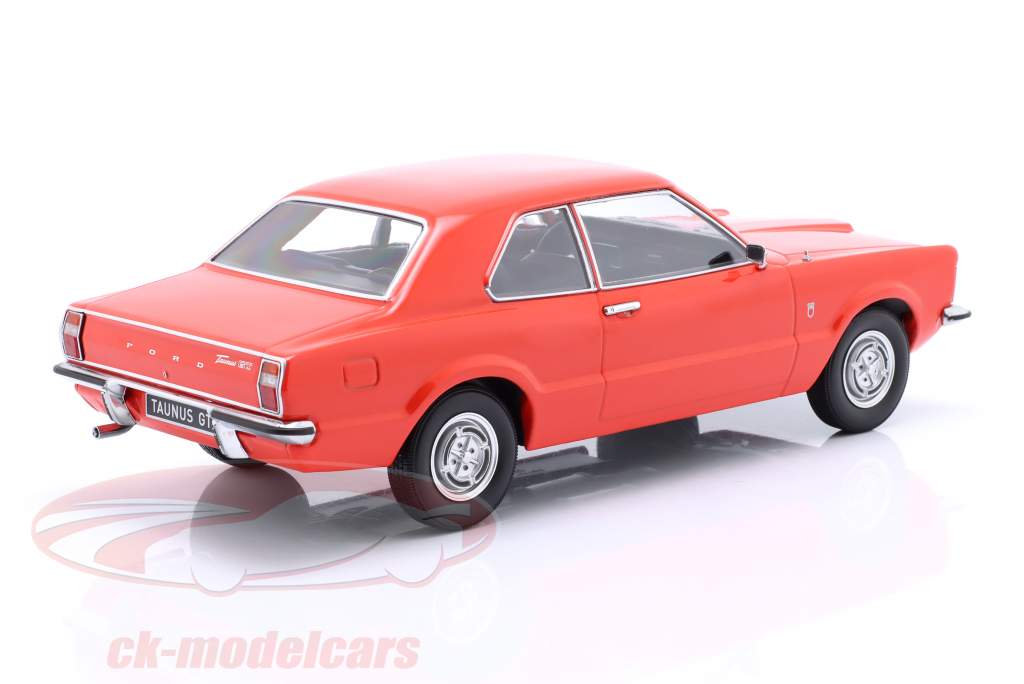 Ford Taunus GT Limousine Año de construcción 1971 luz roja 1:18 KK-Scale