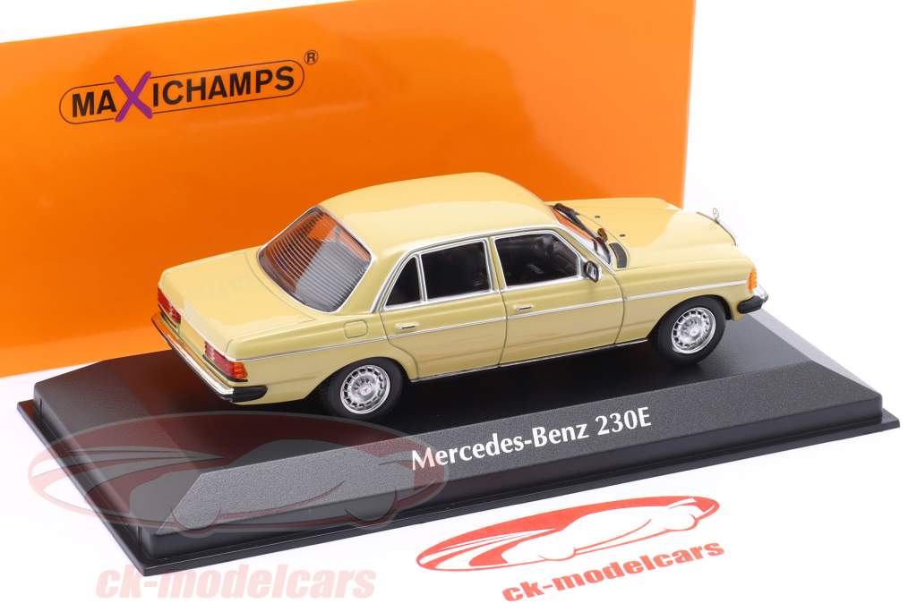 Mercedes-Benz 230E (W123) Año de construcción 1982 beige 1:43 Minichamps