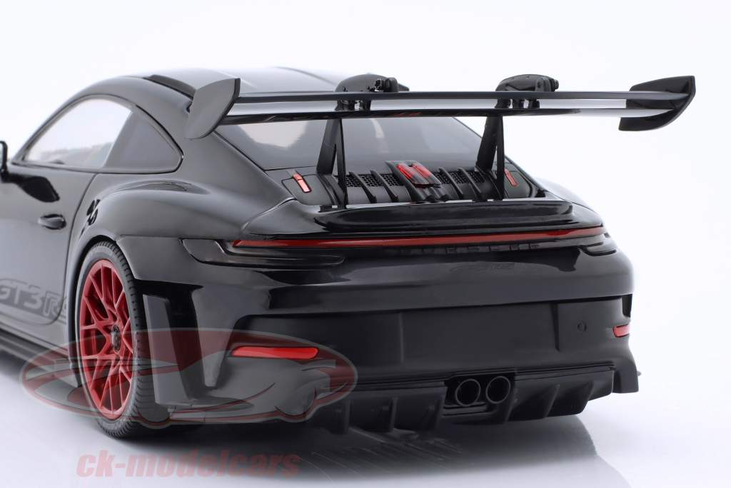 Porsche 911 (992) GT3 RS Byggeår 2023 sort / Rød fælge 1:18 Minichamps
