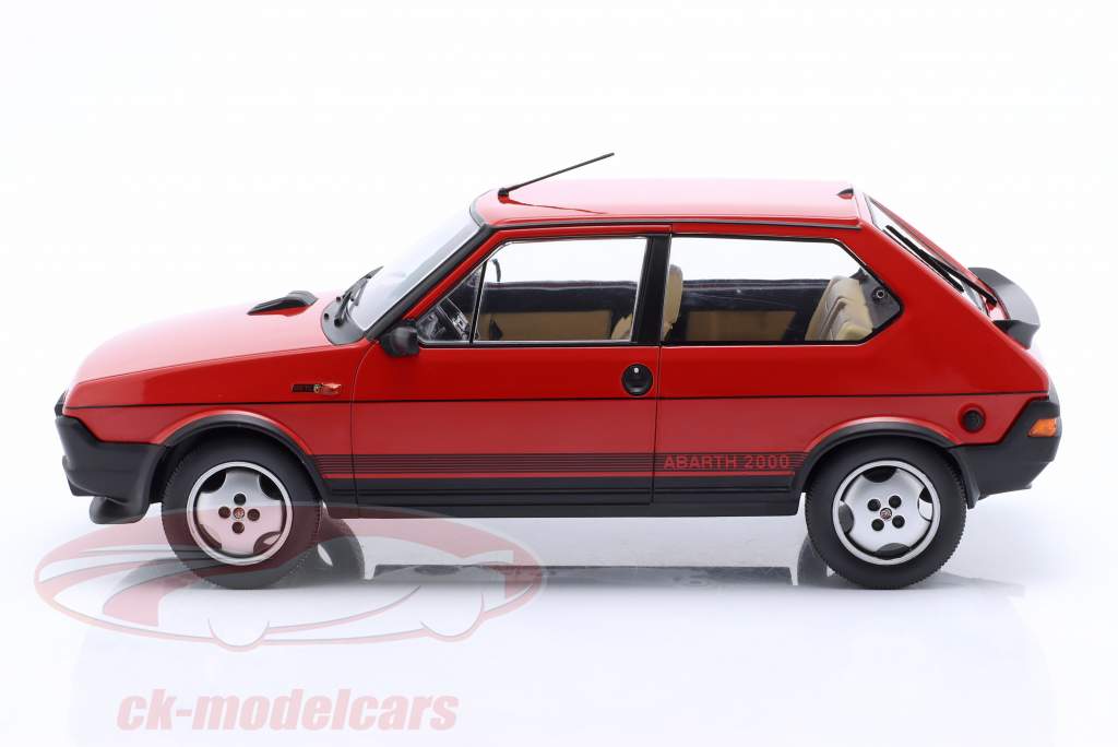 Fiat Ritmo TC 125 Abarth Año de construcción 1980 rojo 1:18 Model Car Group