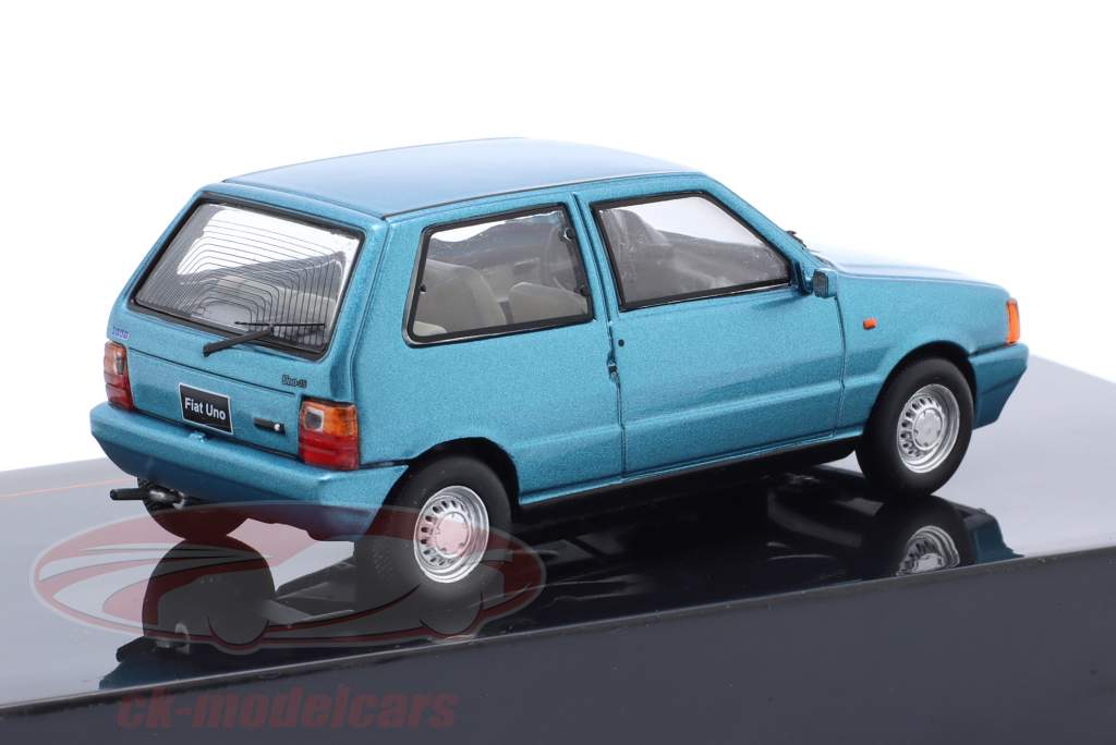 Fiat Uno year 1983 blue metallic 1:43 Ixo