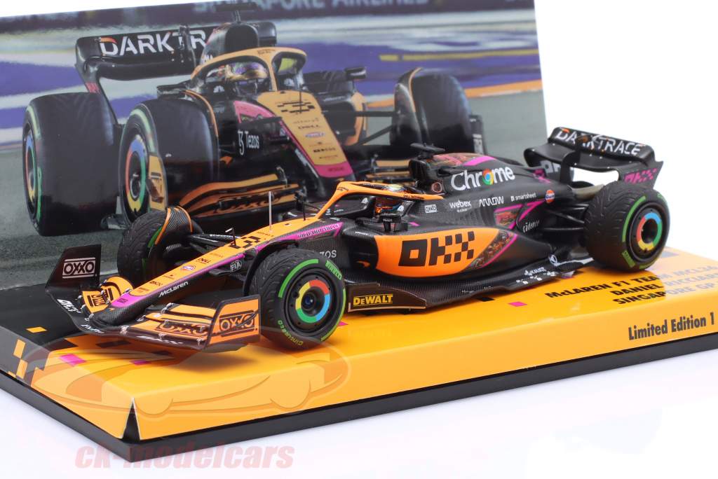 D. Ricciardo McLaren MCL36 #3 5 Singapore GP formel 1 2022 1:43 Minichamps