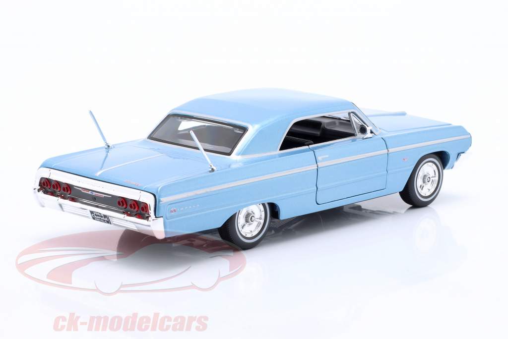 Chevrolet Impala SS Ano de construção 1964 Azul claro 1:24 Maisto