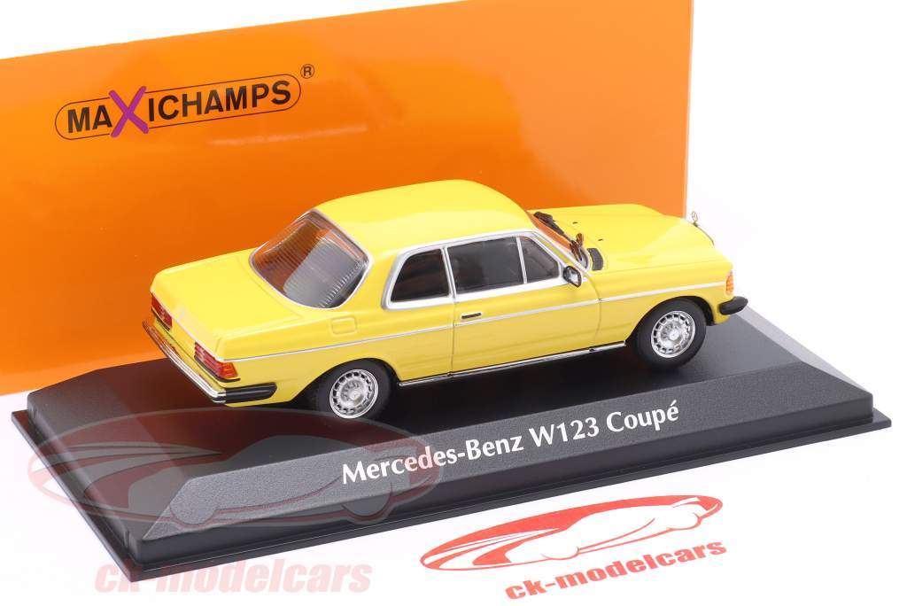 Mercedes-Benz 230CE (W123) 建设年份 1976 黄色的 1:43 Minichamps