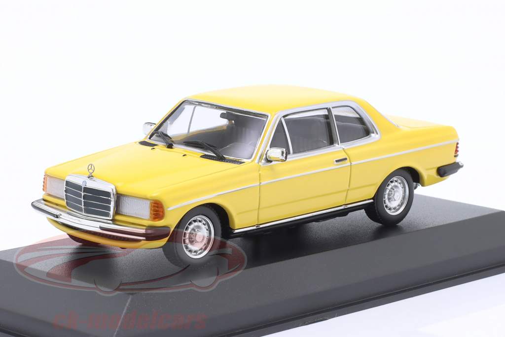 Mercedes-Benz 230CE (W123) Anno di costruzione 1976 giallo 1:43 Minichamps
