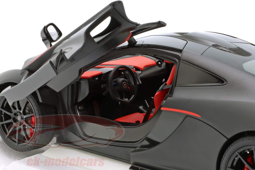 McLaren P1 Año de construcción 2013 negro mate / rojo 1:12 AUTOart / 2da opción