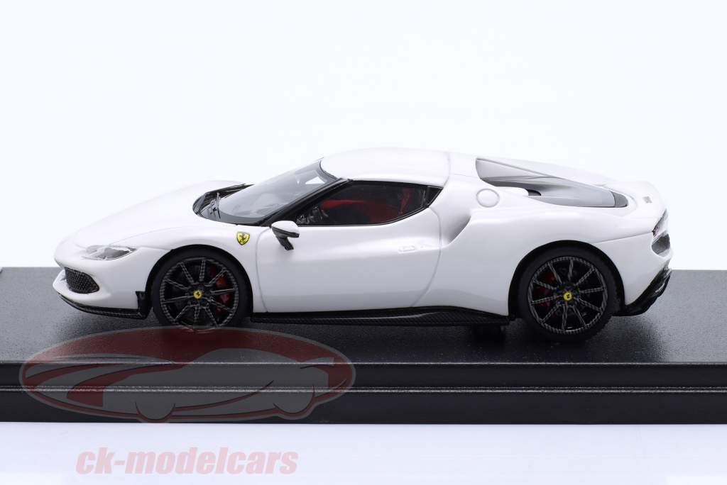 Ferrari 296 GTB Année de construction 2022 Cervin blanc 1:43 LookSmart