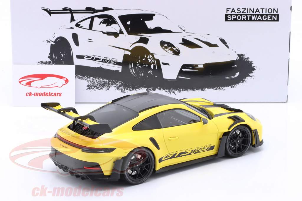 Porsche 911 (992) GT3 RS Anno di costruzione 2023 giallo / nero cerchi 1:18 Minichamps