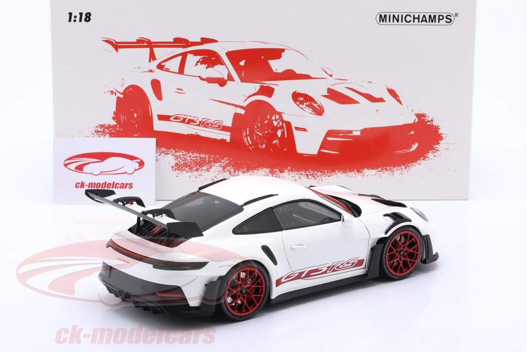 Minichamps 1:18 Porsche 911 (992) GT3 RS Baujahr 2022 weiß / rote 