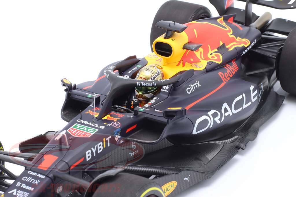 M. Verstappen Red Bull RB18 #1 ganador Abu Dabi GP fórmula 1 2022 1:18 Minichamps