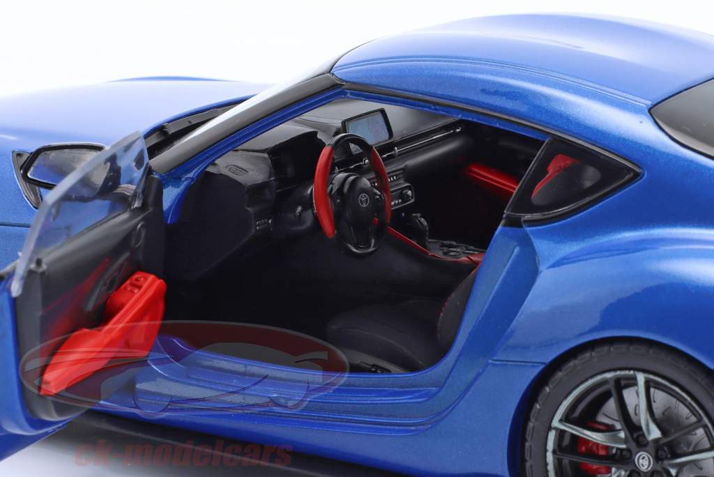 Toyota GR Supra Byggeår 2021 horisont blå metallisk 1:18 Solido