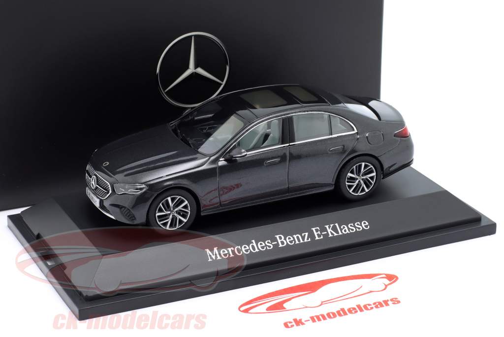 Mercedes-Benz Classe E limusine (W214) Ano de construção 2024 cinza grafite 1:43 Norev
