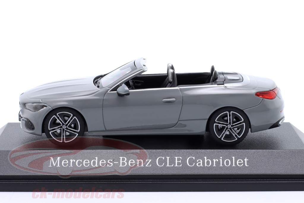 Mercedes-Benz CLE Cabriolet (A236) Année de construction 2024 gris alpin 1:43 Norev