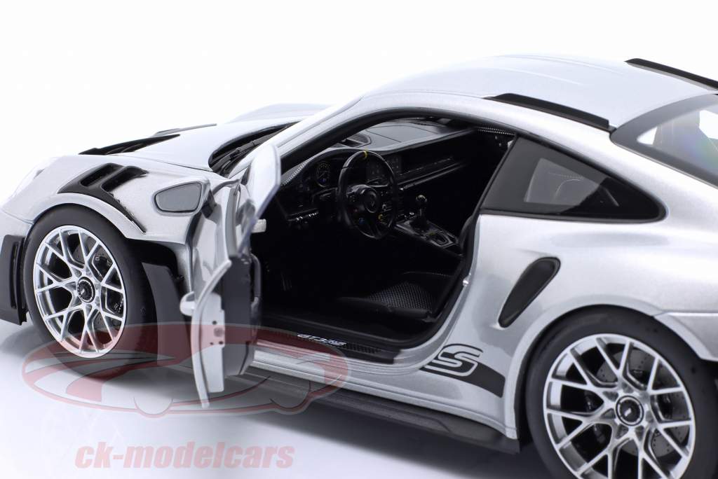 Porsche 911 (992) GT3 RS Baujahr 2022 silber metallic 1:18 Norev