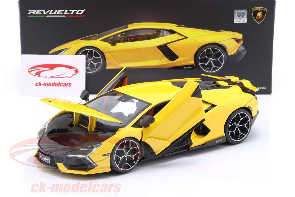 Lamborghini Revuelto Hybrid 建设年份 2023 黄色的 1:18 Maisto