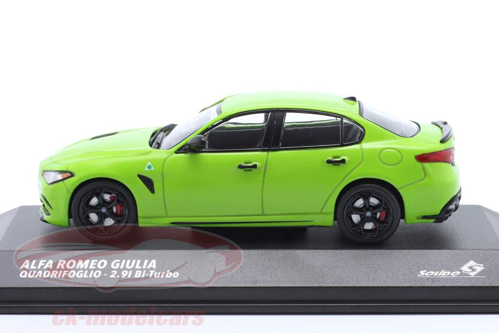 Alfa Romeo Giulia Quadrifoglio 建設年 2019 酸 緑 1:43 Solido