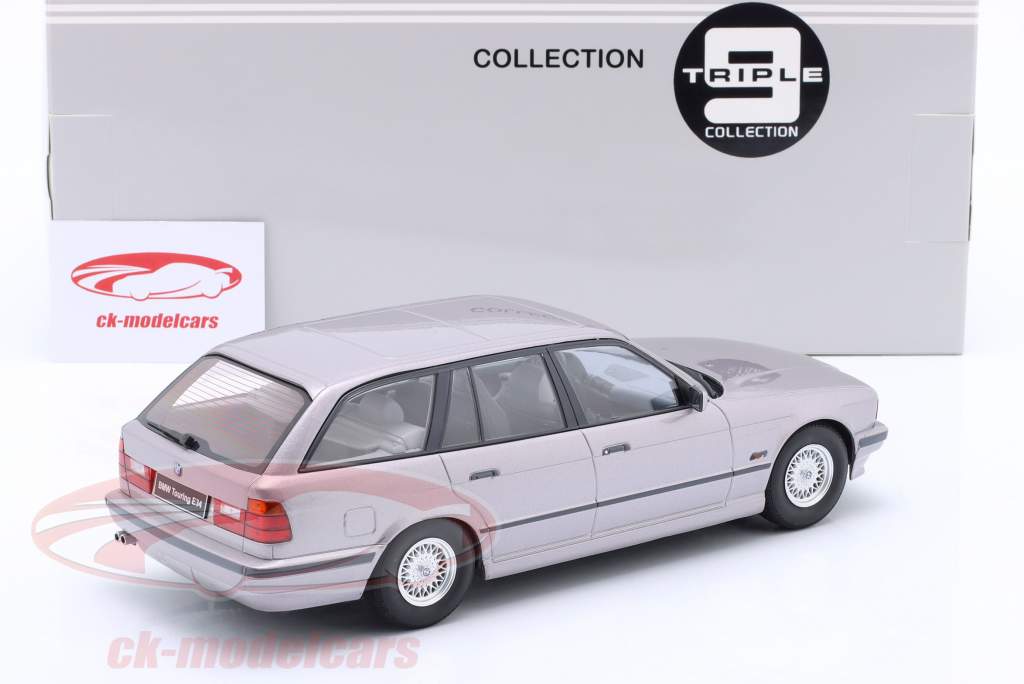 BMW 5s serie E34 Touring Anno di costruzione 1996 artico argento 1:18 Triple9